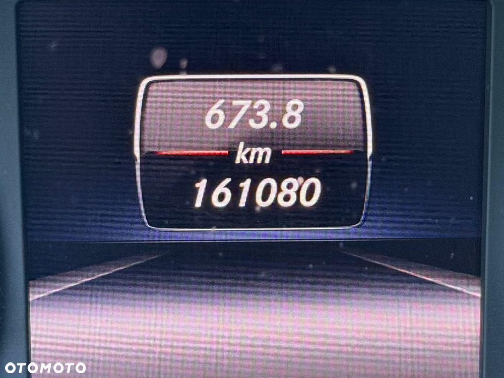 Mercedes-Benz Klasa A 180 (BlueEFFICIENCY) - 25