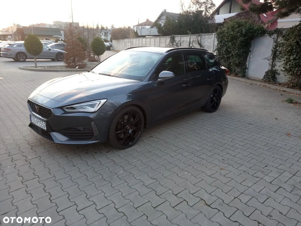 Cupra Leon Sportstourer - 2