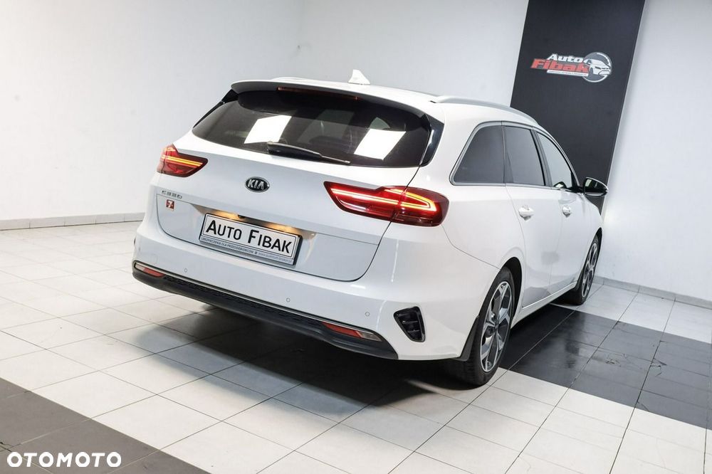 Kia Ceed 1.4 T-GDI L Business Line - 8