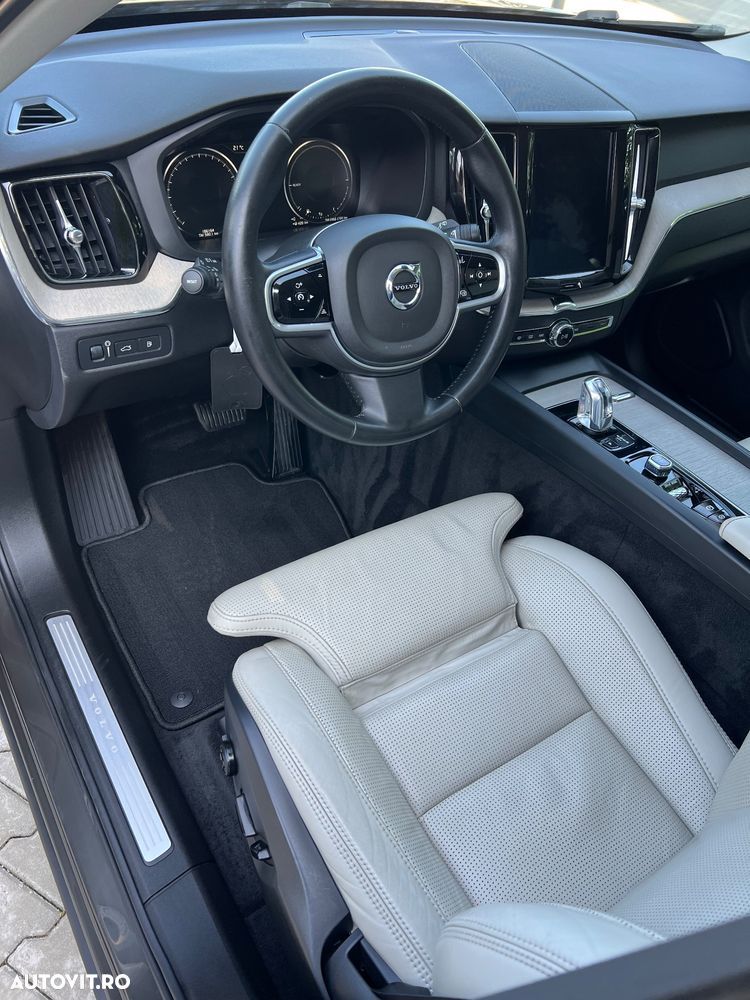 Volvo XC 60 T8 AWD Recharge Geartronic Inscription - 6