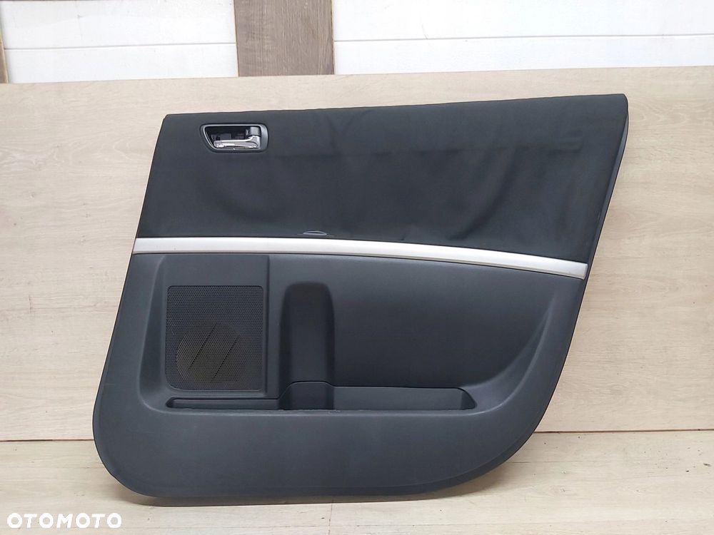 Toyota Corolla Verso II 04-08r boczek drzwi prawy tył