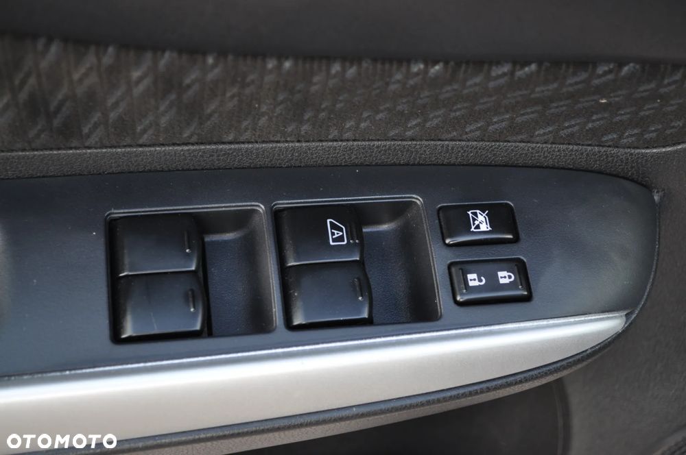 Nissan Note 1.2 DIG-S CVT tekna - 23