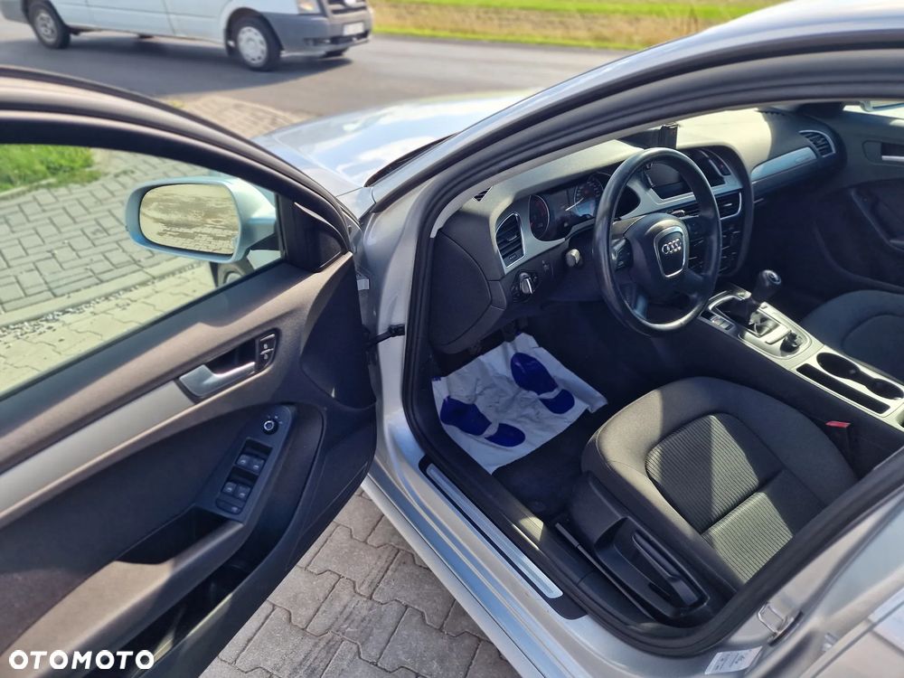Audi A4 Avant 2.0 TDI DPF quattro - 17