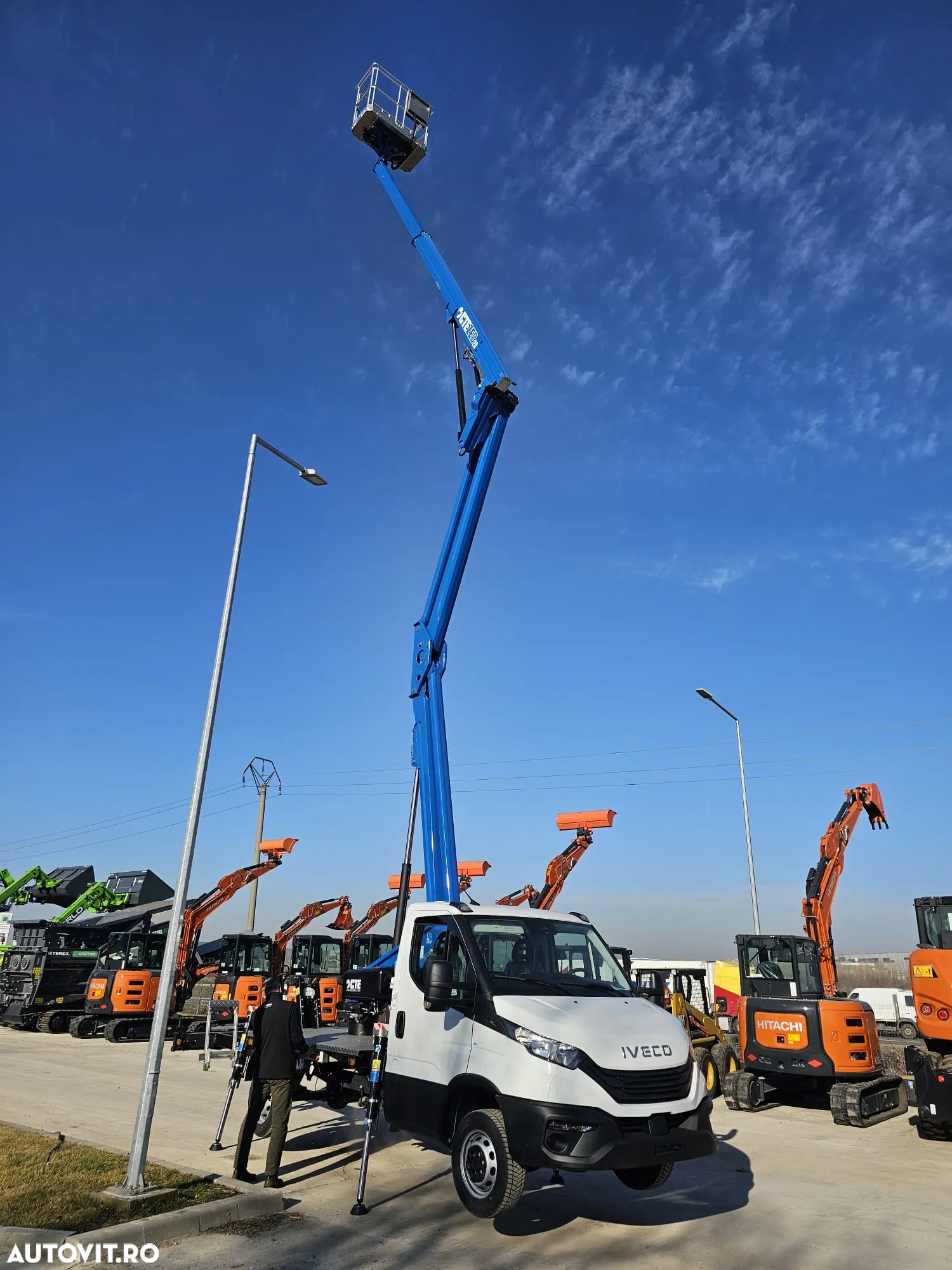 Iveco NACELA la 20m, marca CTE din Italia, sasiu Daily 3,490kg permis cat B, ridica 250kg, posibilitate leasing, PROMOTIE 81900 EUR+Tva - 5