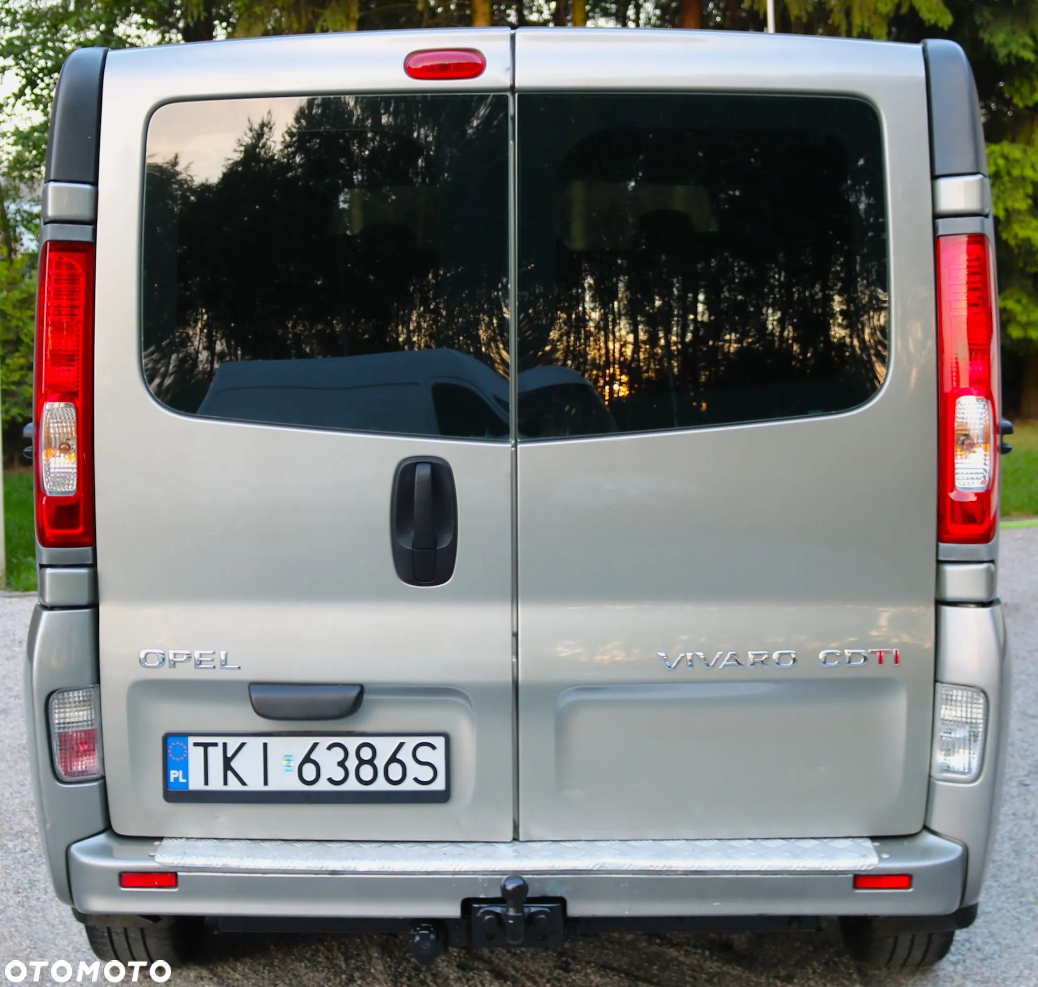 Opel Vivaro - 8