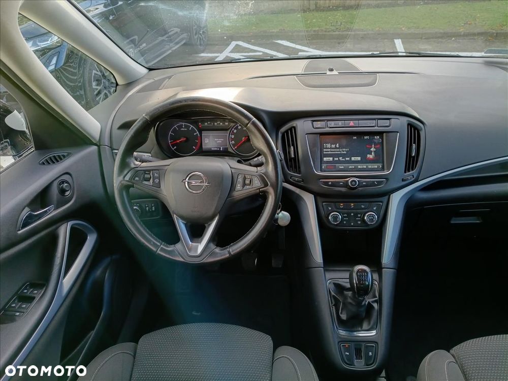 Opel Zafira - 14