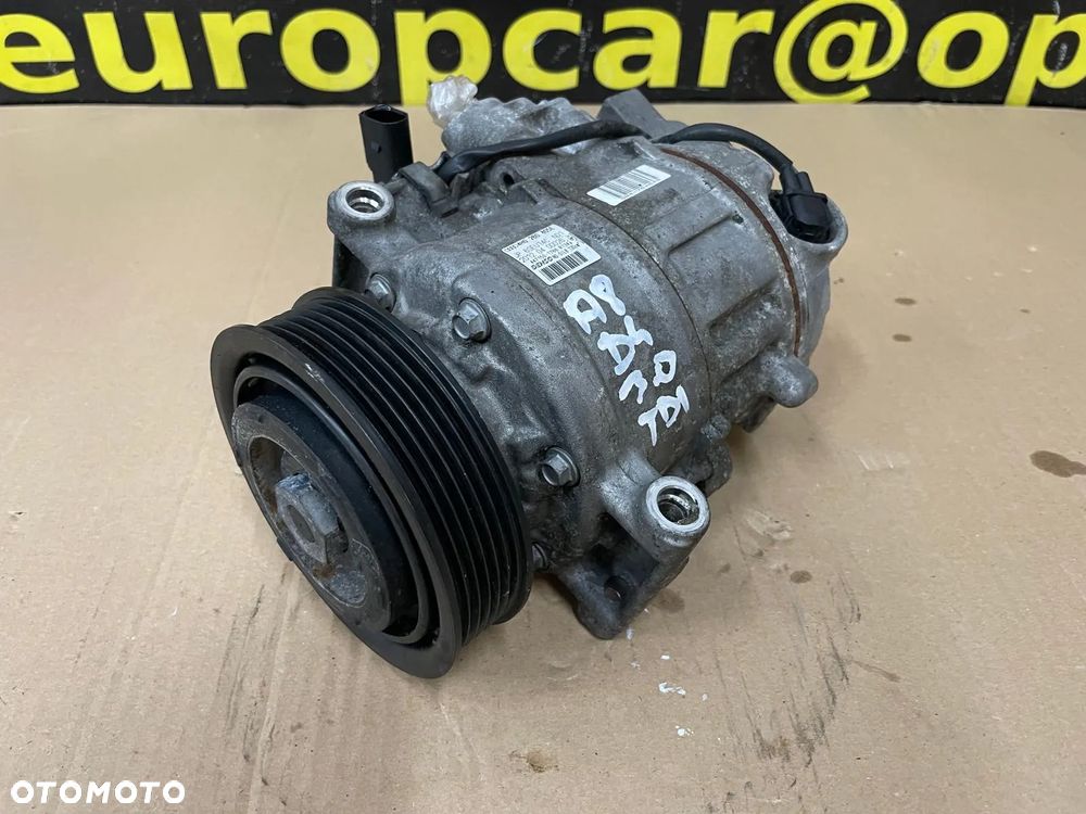 SPRĘŻARKA KLIMATYZACJI AUDI A8 D4 3.0 TDI 4H0260805E - 1