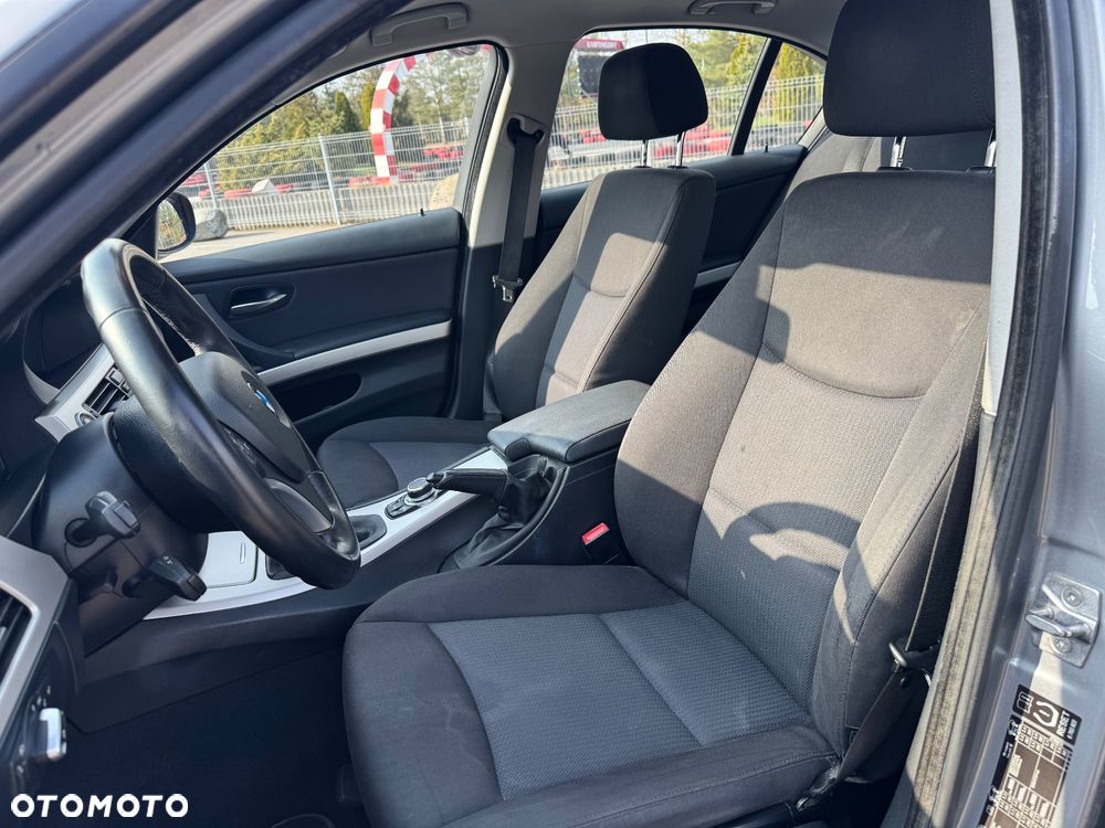 BMW Seria 3 - 13
