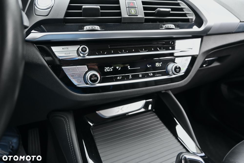 BMW X4 xDrive20d Business Edition sport - 30