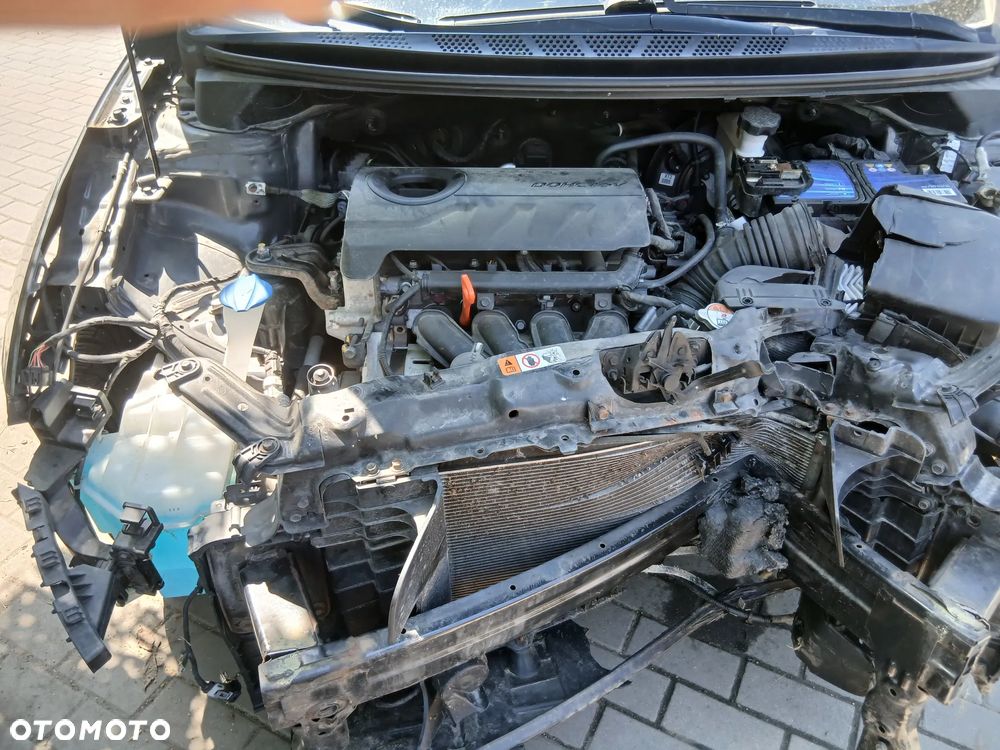 Kia Ceed 1.4 CVVT Dream-Team Edition - 6