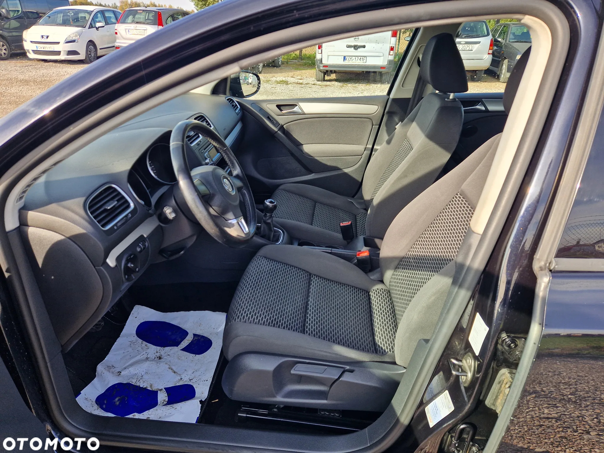 Volkswagen Golf 2.0 TDI DPF Comfortline - 10