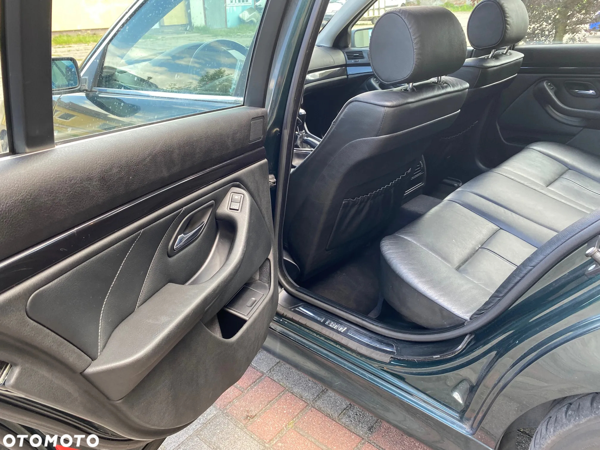 BMW Seria 5 520i - 22