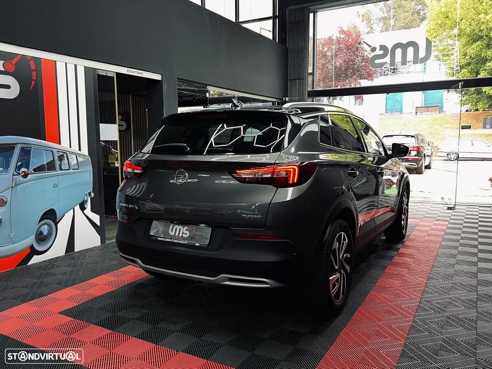 Opel Grandland X 1.2 T Ultimate AT - 12