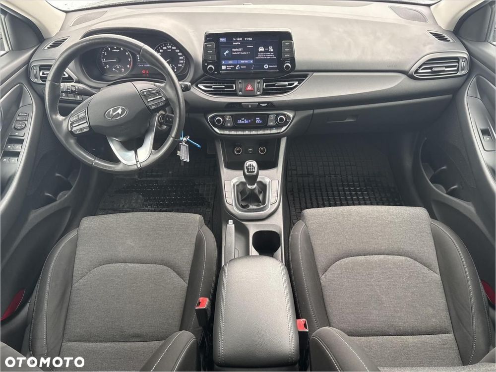 Hyundai i30 1.5 DPI Comfort - 13