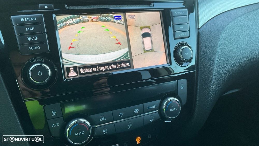 Nissan Qashqai 1.5 dCi N-Connecta - 8