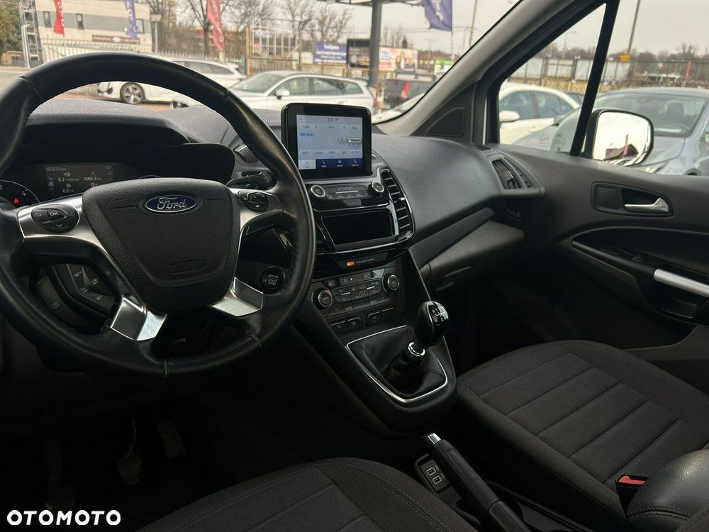 Ford Tourneo Connect - 16