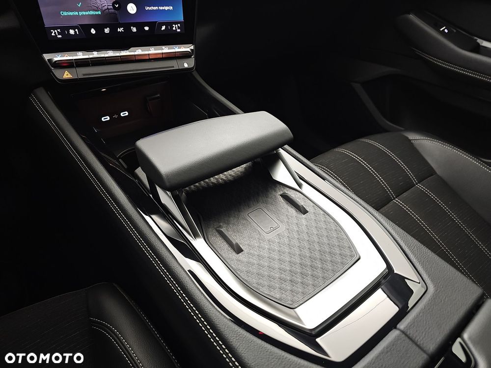 Renault Austral 1.3 TCe mHEV Techno - 19