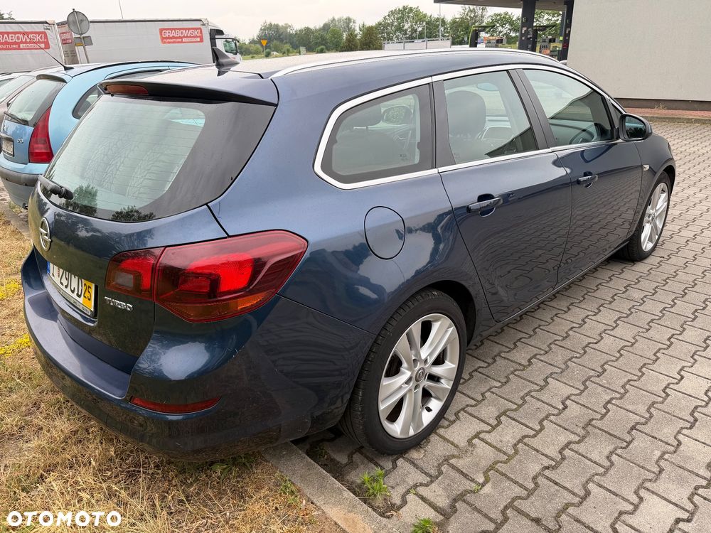 Opel Astra 1.6 Turbo Edition - 13