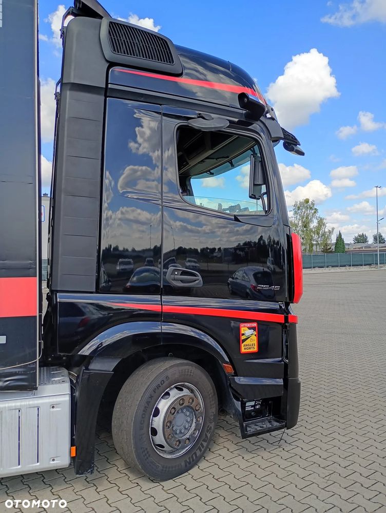 Mercedes-Benz ACTROS 2545 - 15