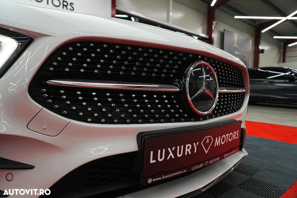 Mercedes-Benz A 250 e 8G-DCT Advanced AMG Line - 24