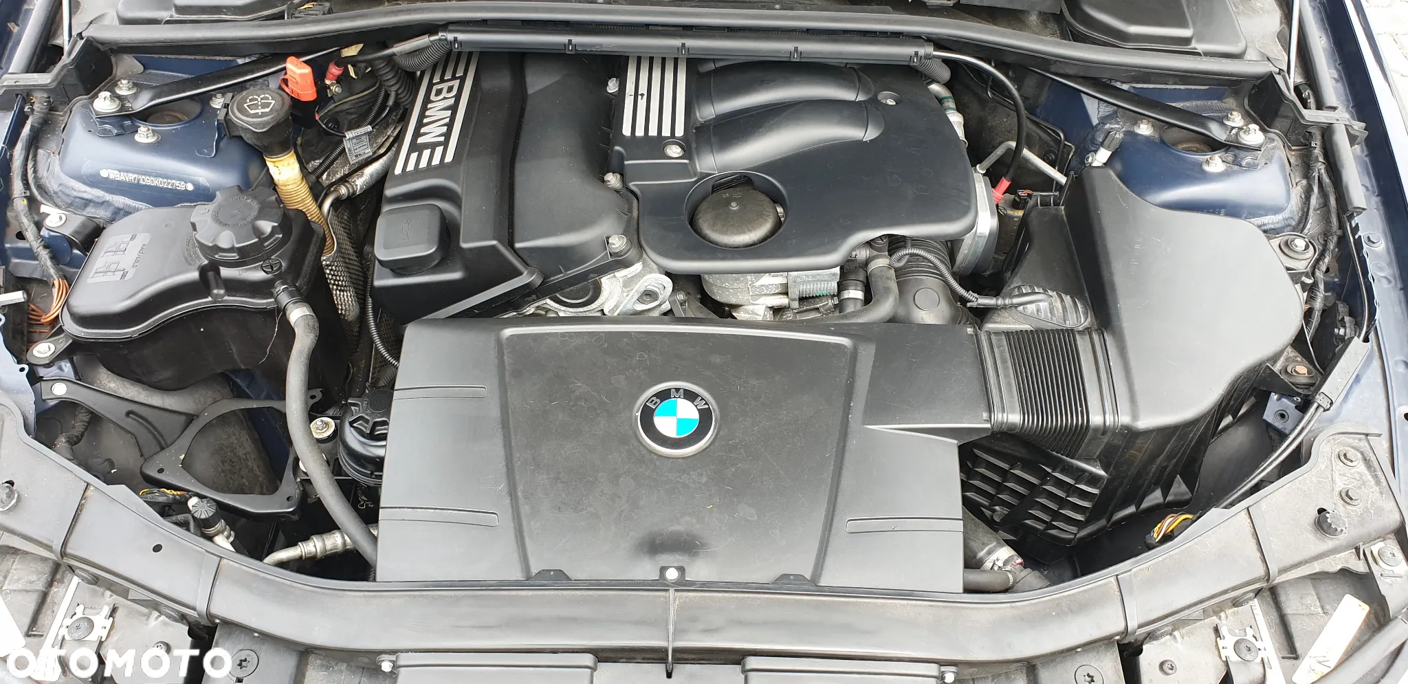 BMW Seria 3 320i Touring - 15