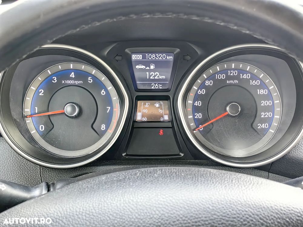 Hyundai i30 - 25