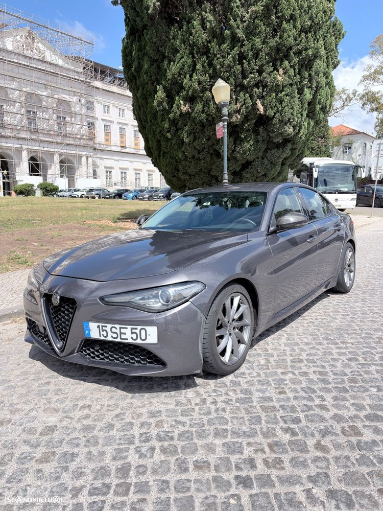 Alfa Romeo Giulia 2.2 D Super AT8 - 4