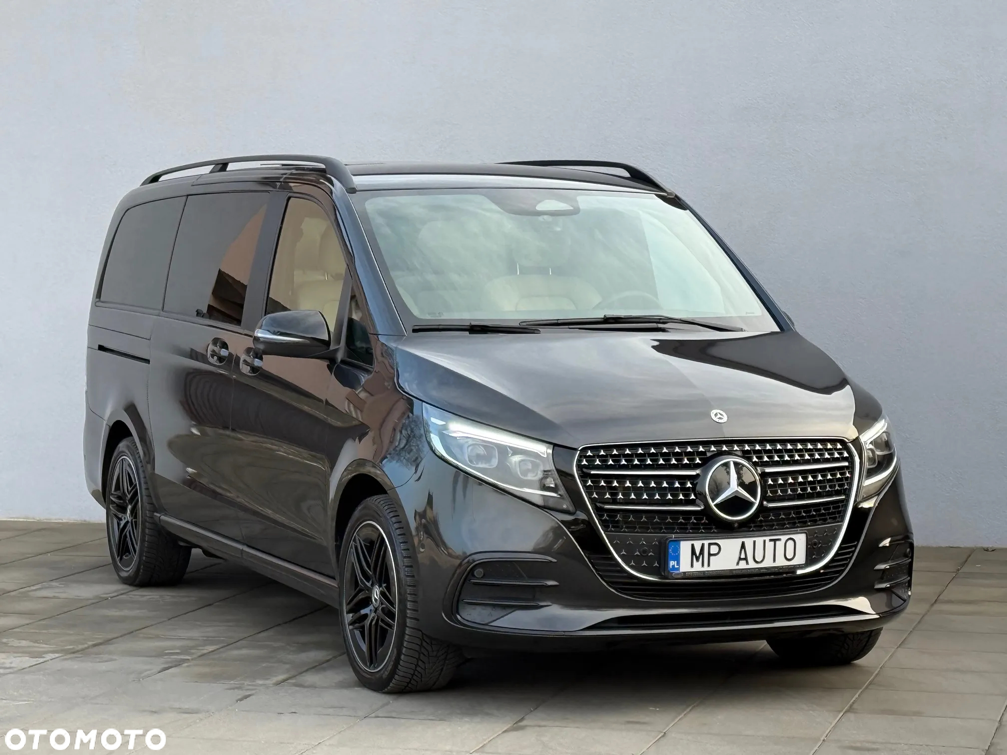 Mercedes-Benz Klasa V 300 d 4-Matic Avantgarde 9G-Tronic (d³ugi) - 3