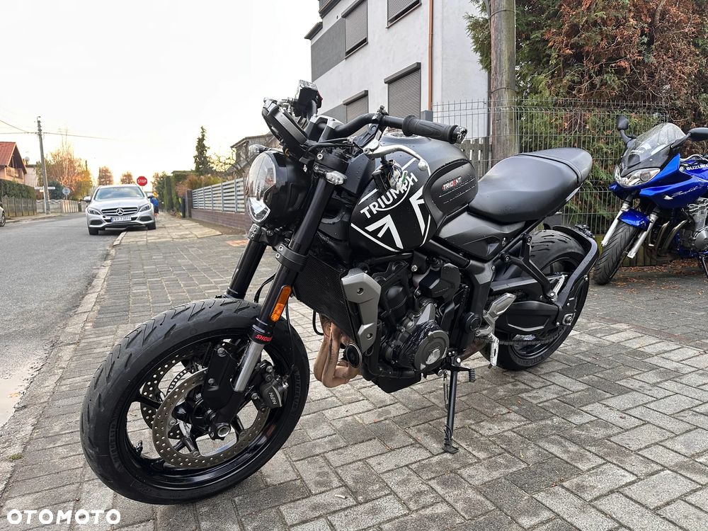 Triumph Trident - 3