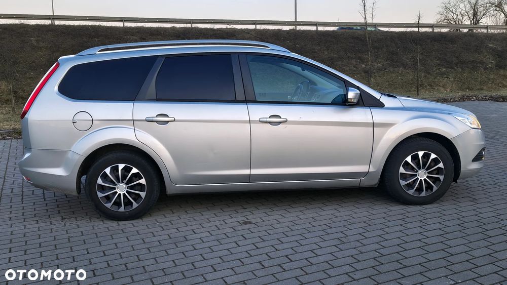 Ford Focus 1.6 16V Style - 7