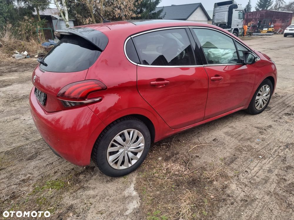 Peugeot 208 Blue-HDi 100 Stop&Start Allure - 9
