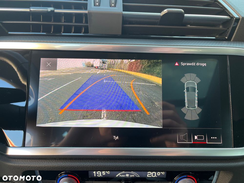 Audi Q3 2.0 TDI S tronic - 26