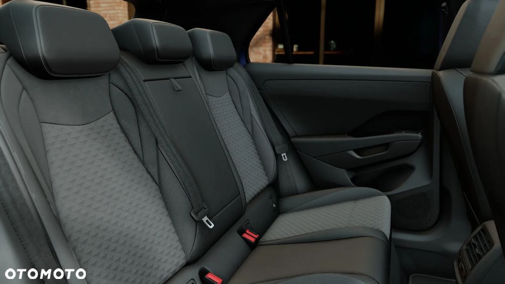 Volkswagen T-Roc 1.5 eTSI R-Line DSG - 15