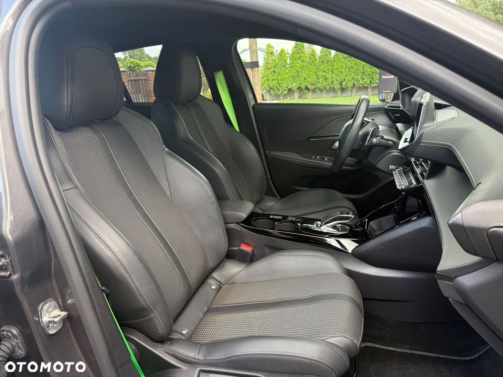 Peugeot 208 PureTech 100 EAT8 GT Pack - 39