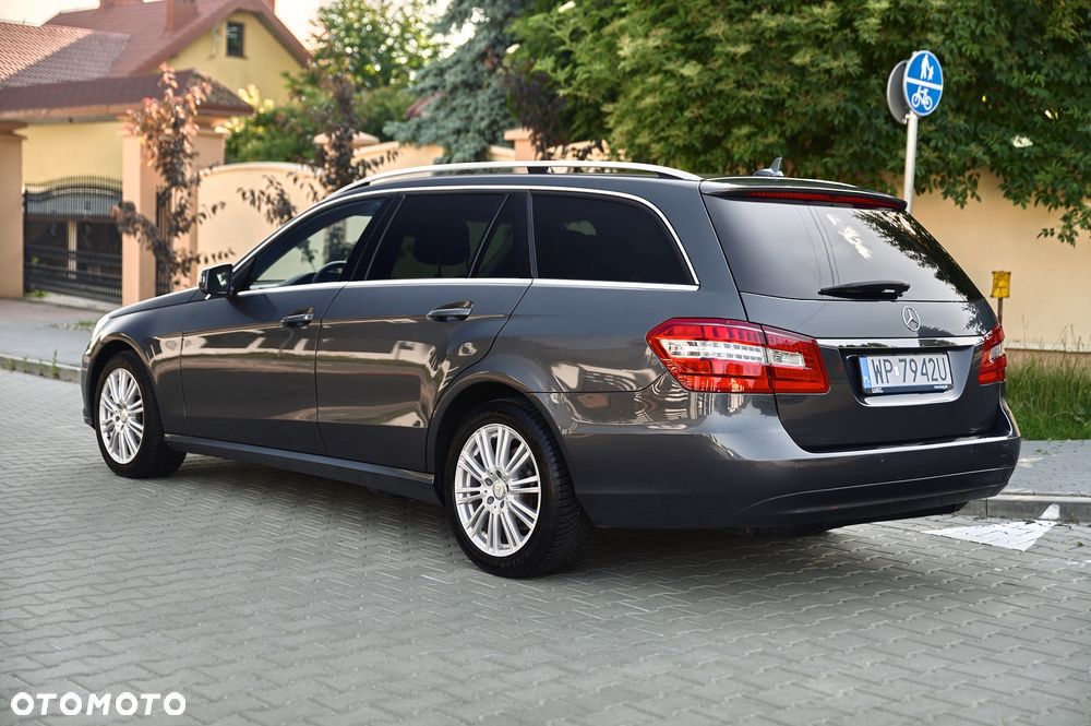Mercedes-Benz Klasa E 250 CDI DPF 4Matic BlueEFFICIENCY 7G-TRONIC - 9