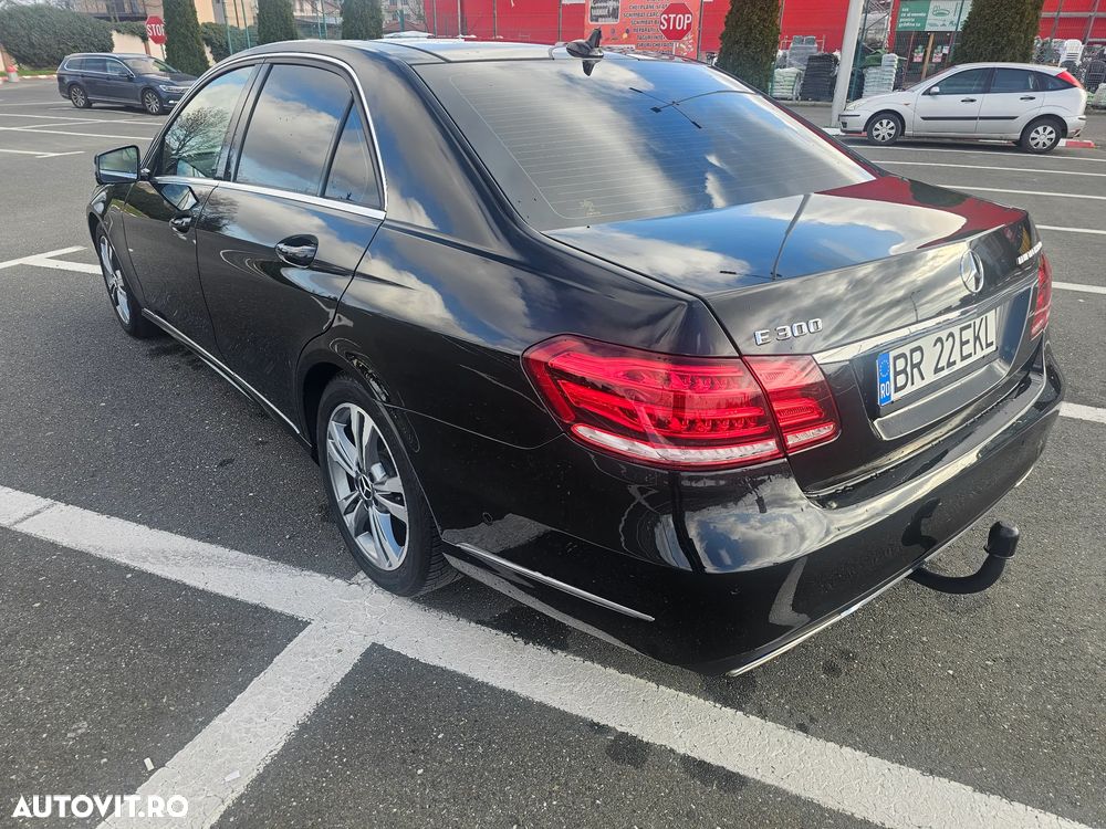 Mercedes-Benz E 300 BlueTEC HYBRID 7G-TRONIC - 4