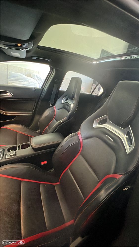 Mercedes-Benz A 45 AMG 4Matic Speedshift 7G-DCT - 12