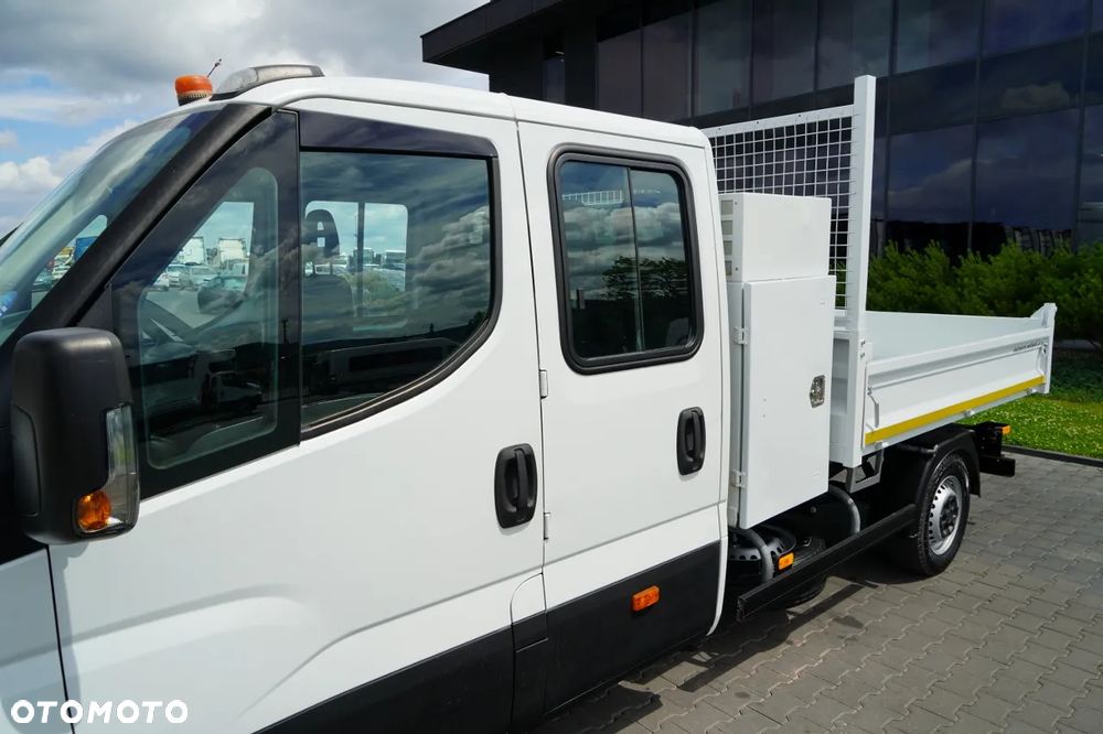 Iveco DAILY 35-140 / WYWROTKA / BRYGADÓWKA - 6 MIEJSC   / MANUAL /  SPROWADZONY - 20