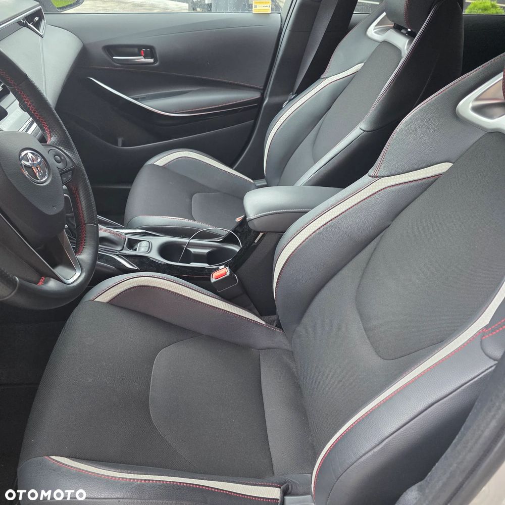 Toyota Corolla 1.8 Hybrid GR Sport Dynamic - 8