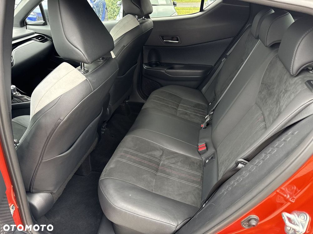 Toyota C-HR 2.0 Hybrid GR Sport - 11