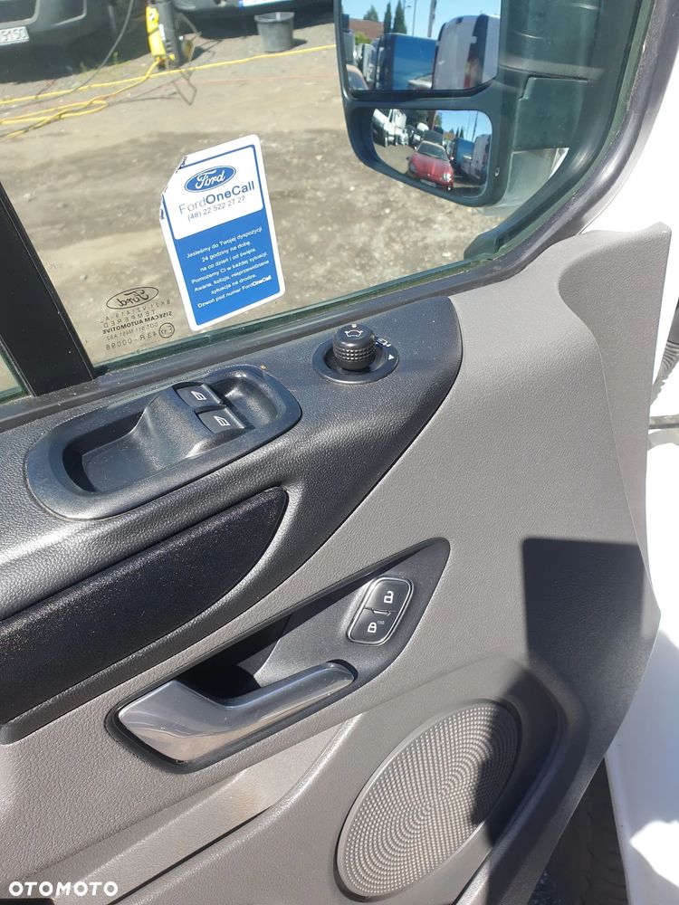 Ford transit custom - 10