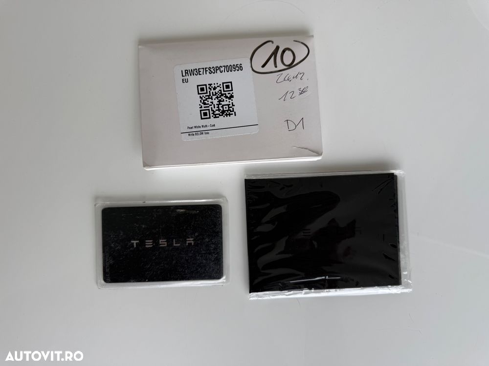 Tesla Model 3 RWD - 32