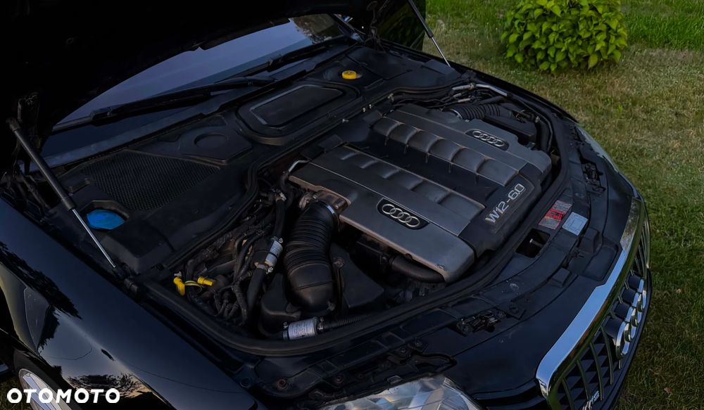 Audi A8 W12 quattro Langversion - 34