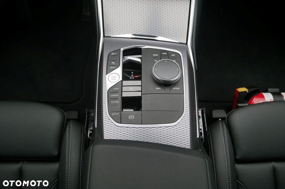 BMW Seria 3 - 11