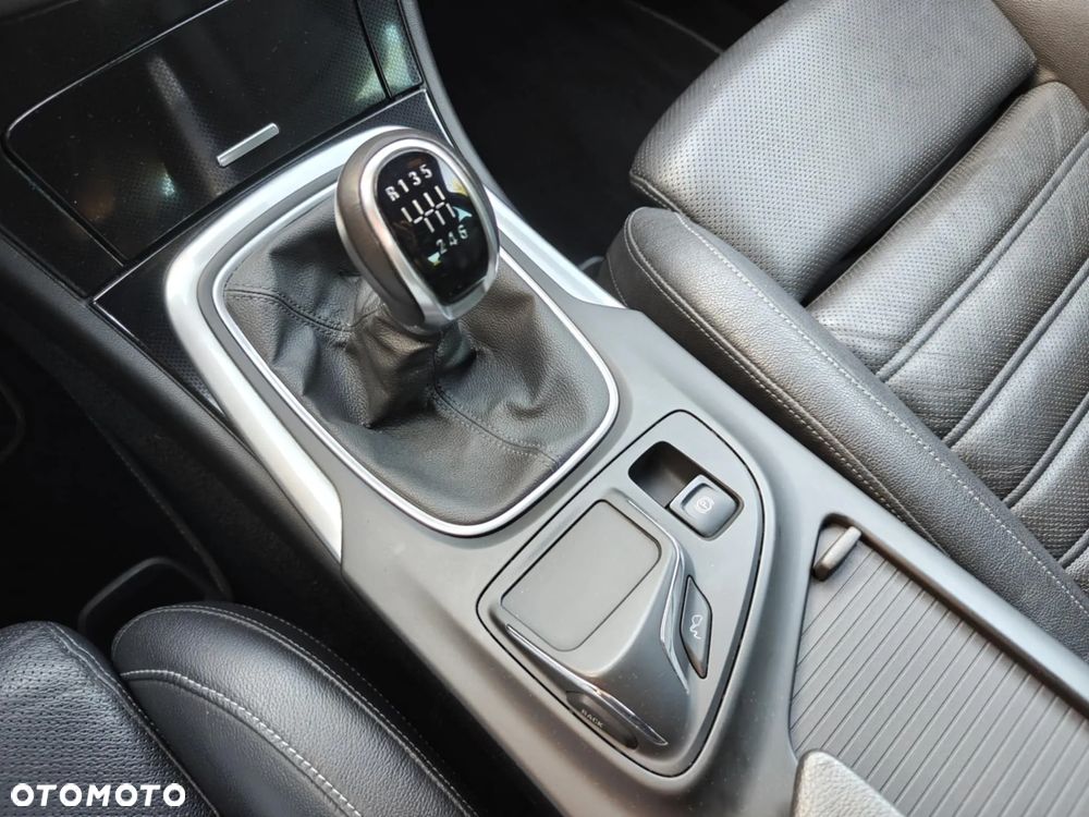 Opel Insignia 2.0 T Executive S&S EU6 - 20