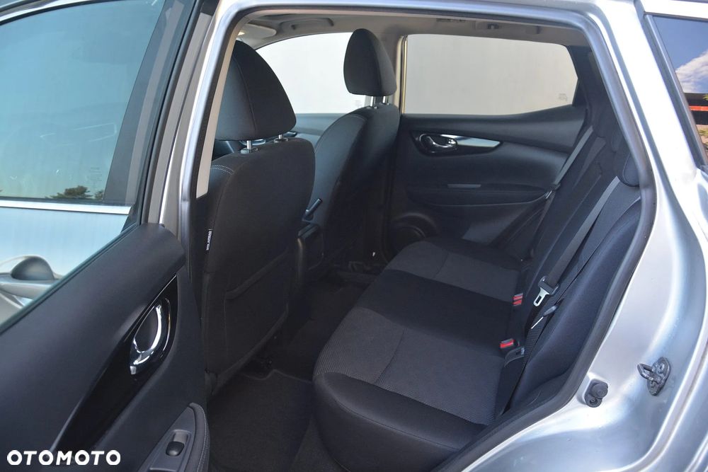 Nissan Qashqai 1.2 DIG-T N-Connecta - 10