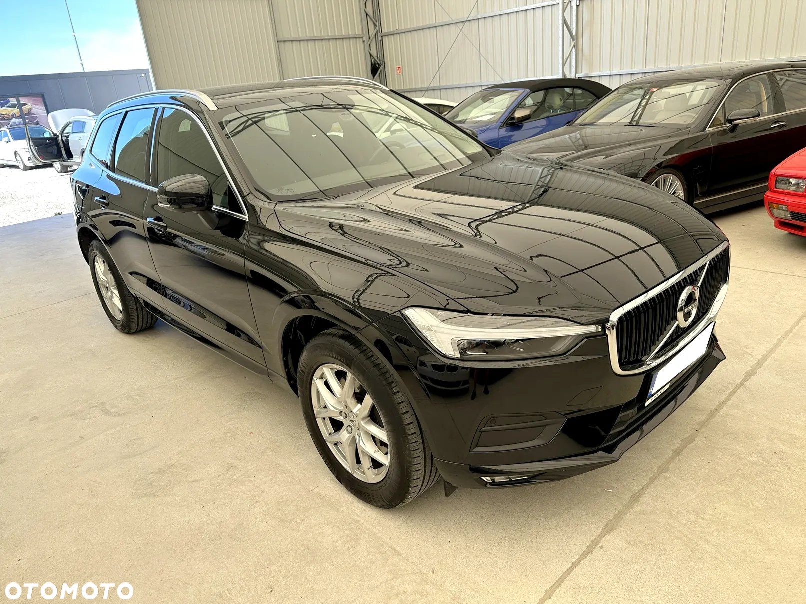 Volvo XC 60 T5 AWD Momentum - 2