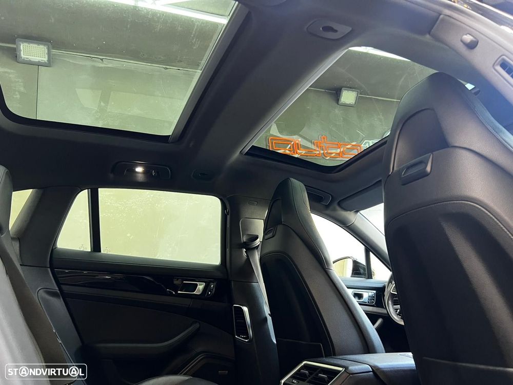 Porsche Panamera Sport Turismo 4 E-Hybrid Platinum Edition PDLS - 59