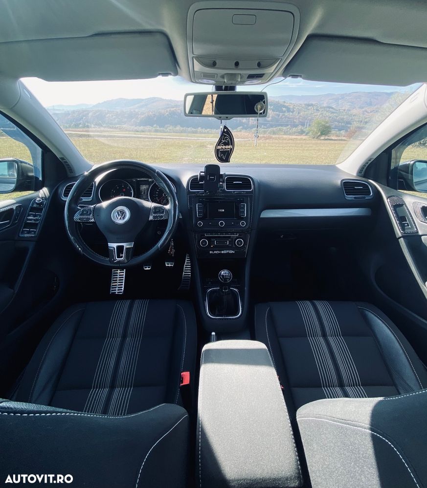 Volkswagen Golf - 12