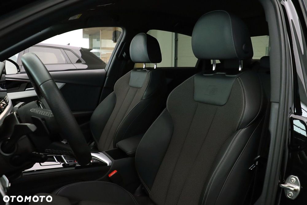 Audi A4 Limousine - 20
